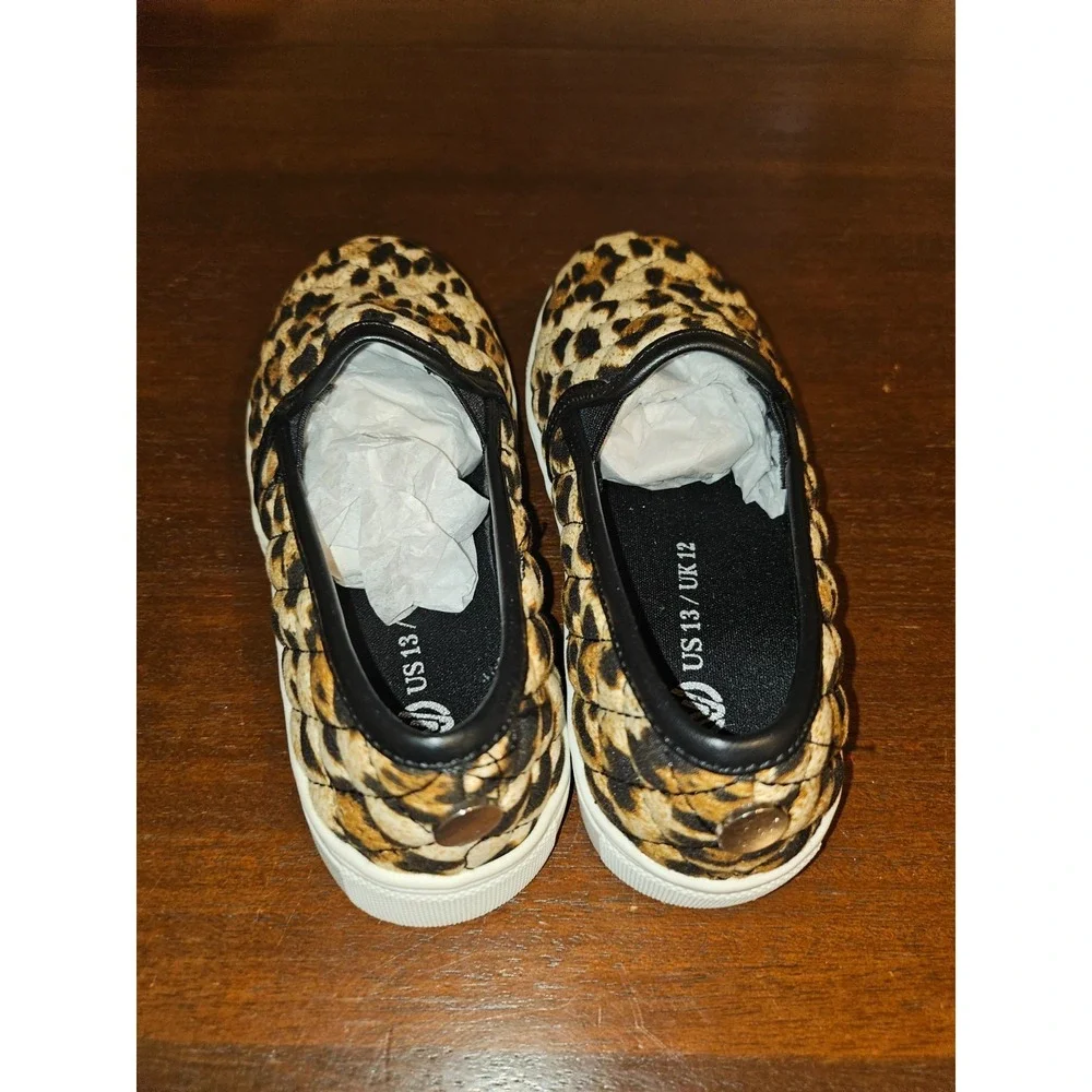 Girls Steve Madden Slip On leopard print Shoes Brand New Size 13‎